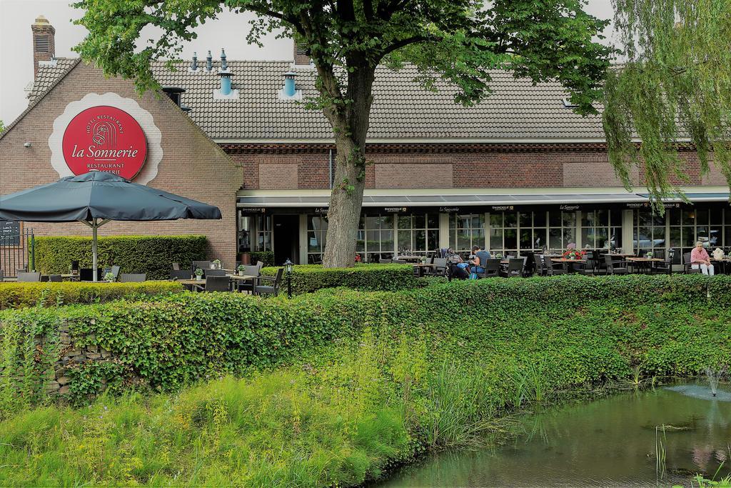 Hotel Restaurant La Sonnerie Son en Breugel