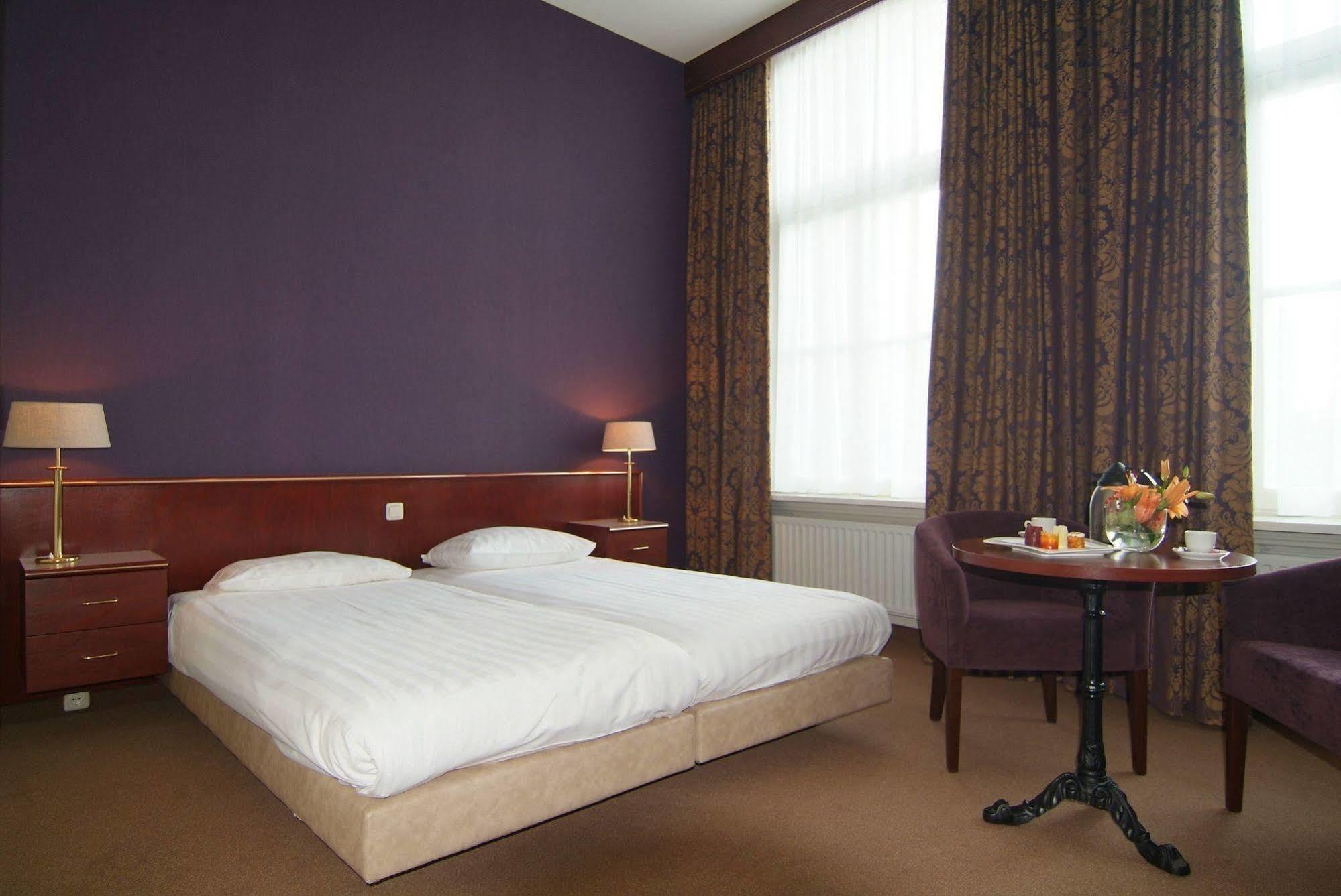 Restaurant La Sonnerie Hotel 4*